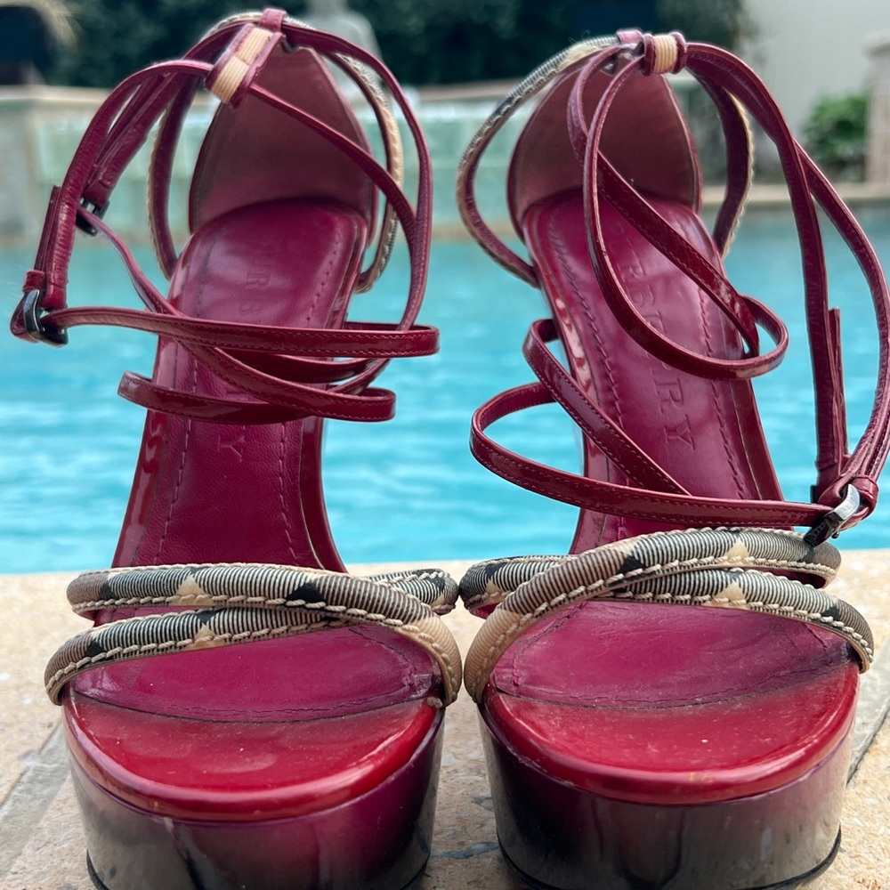 Burberry platform